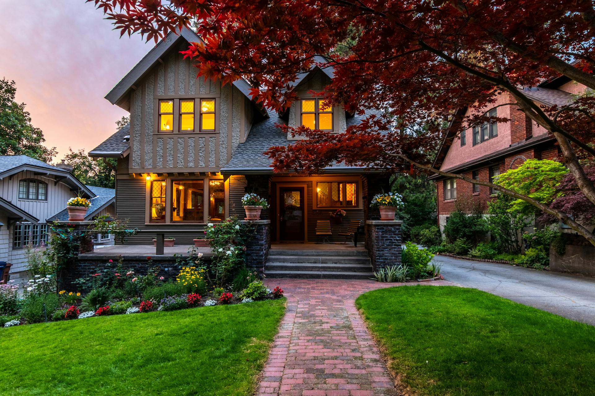 How Can a Realtor Help Me Sell My Home Quickly?