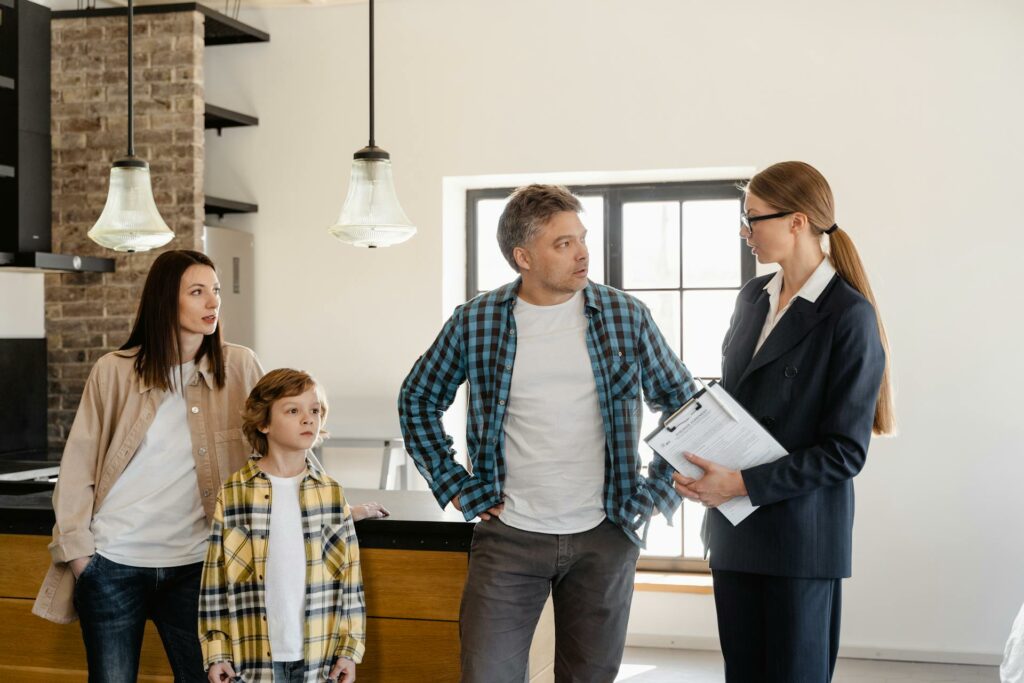 What are Good Questions to Ask a Realtor When Buying?
