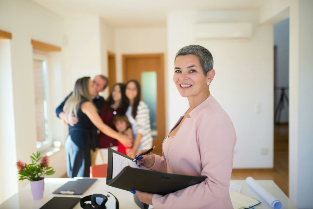 What to Expect from a Real Estate Agent When Buying?