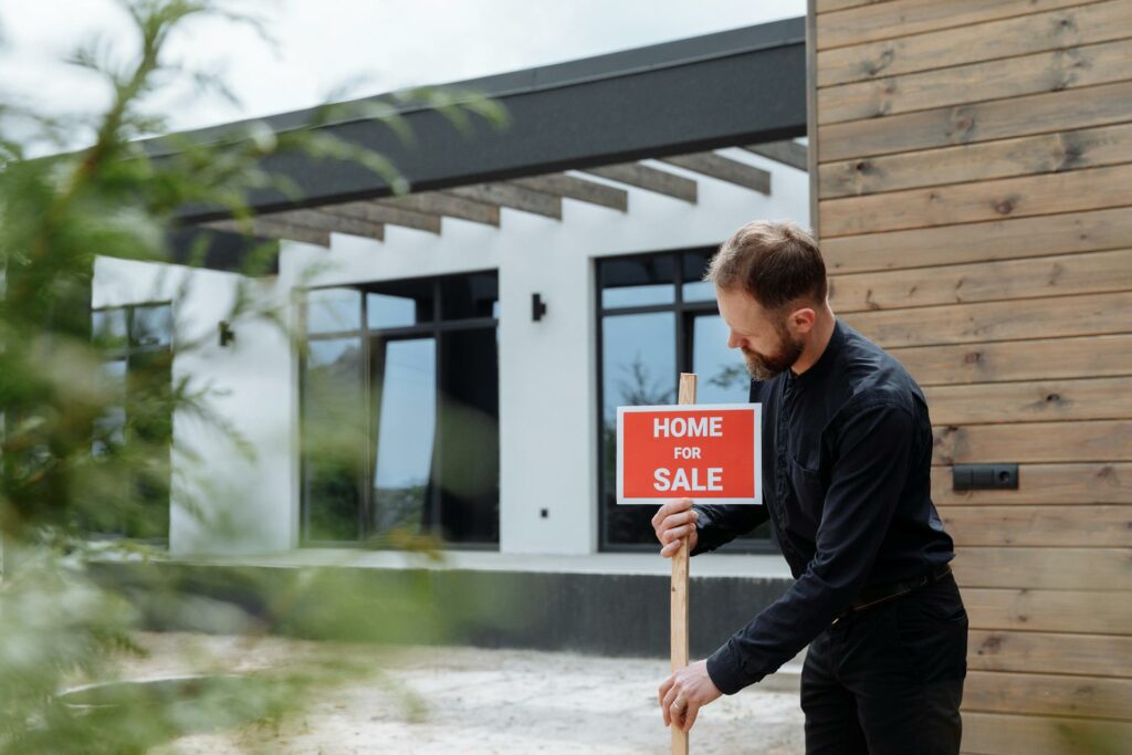 What is the Simplest Solution For a Foreclosure?