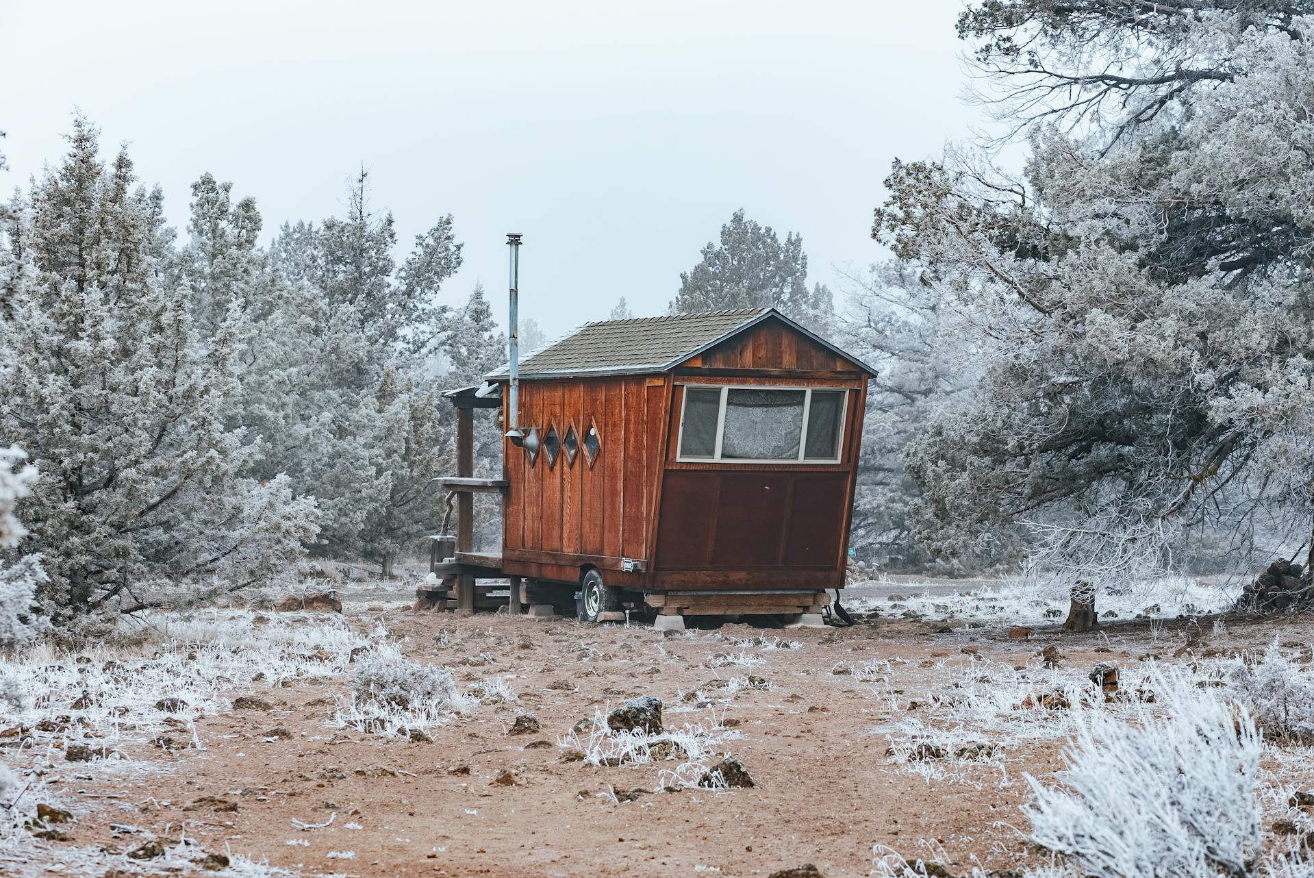 What is the Smallest House You Can Legally Build in Ontario?