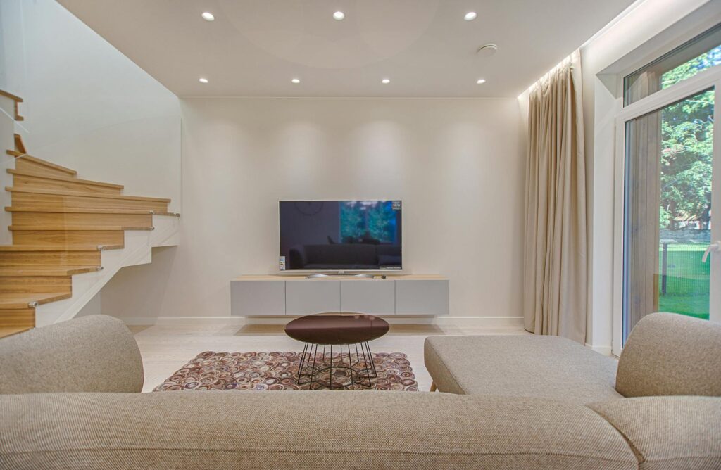 Does Leaving a TV Plugged in Use Electricity?