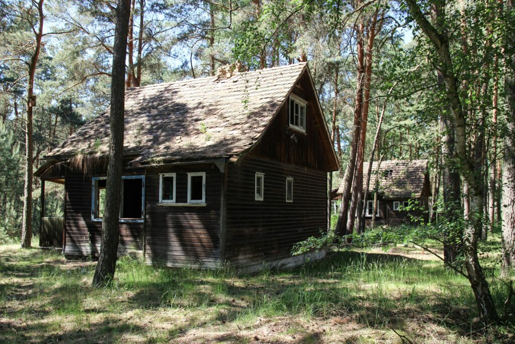 What is the Registry of Abandoned Properties in Ontario?