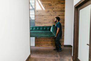 How to Mark Furniture for Movers?