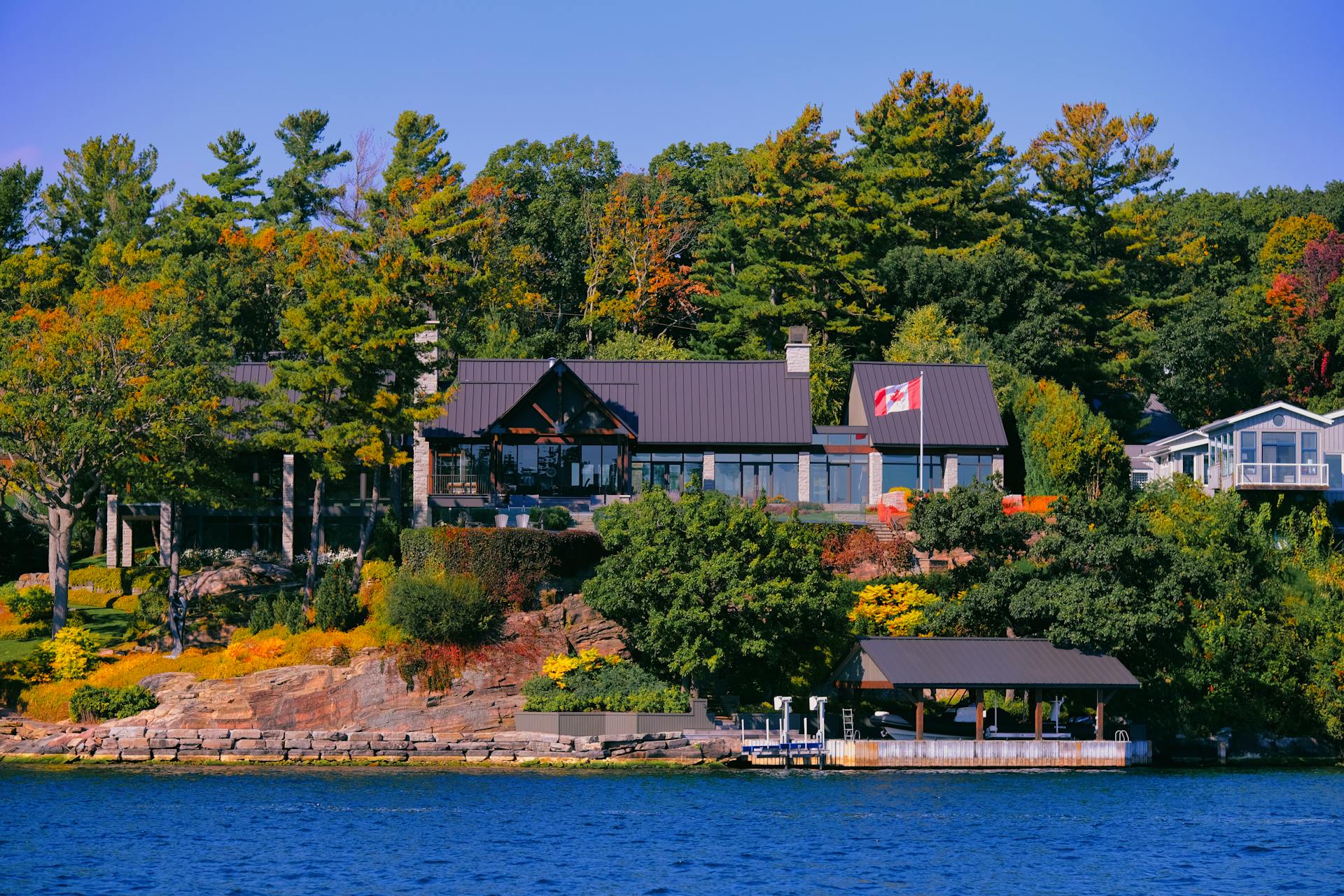What to Look for When Choosing Your Next Neighbourhood