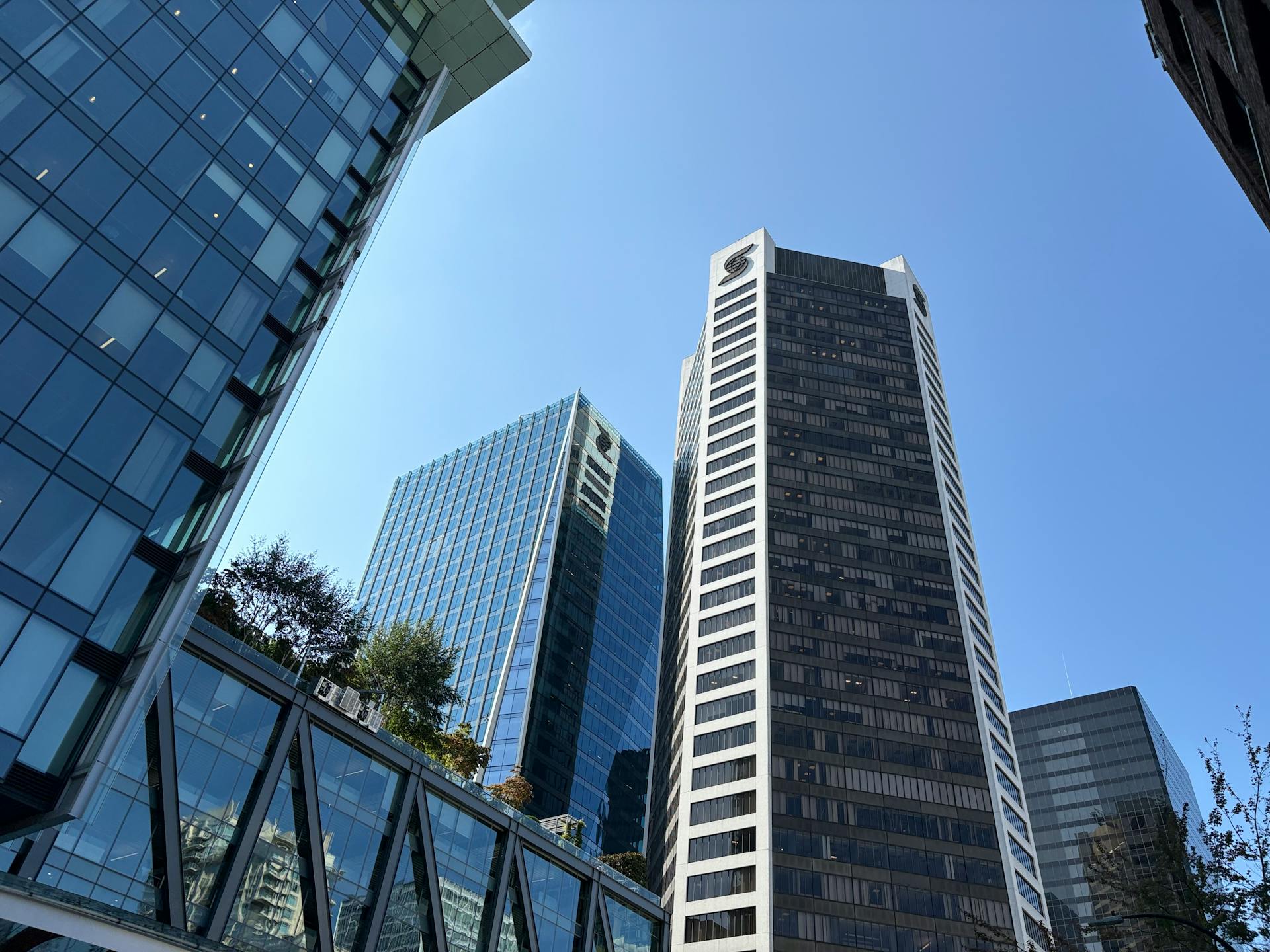 What Are the Top Risks of Canadian Commercial Real Estate?